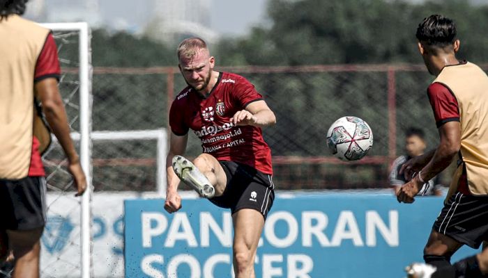 2 Pemain Persib yang Menyita Perhatian Bali United